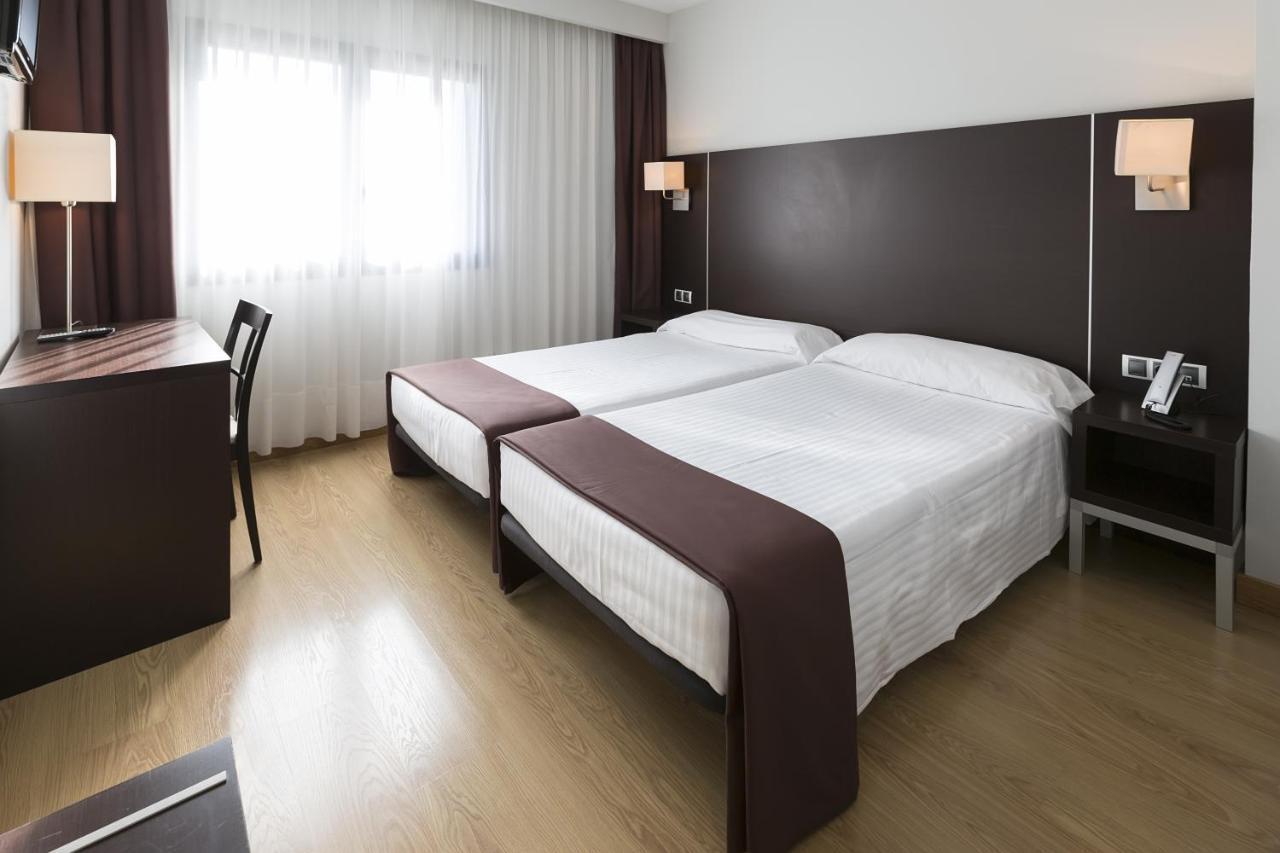 אירורצון Hotel Plazaola מראה חיצוני תמונה