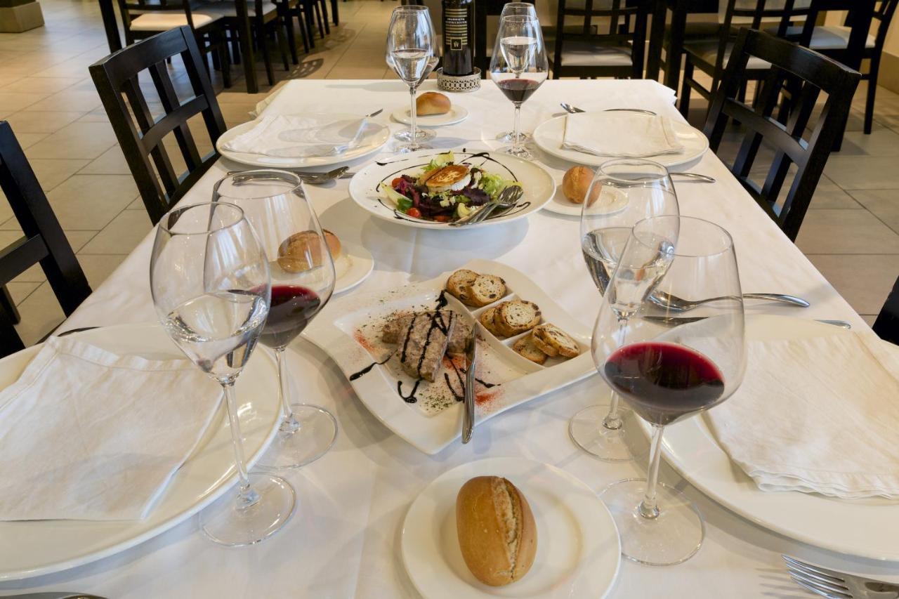 אירורצון Hotel Plazaola מראה חיצוני תמונה