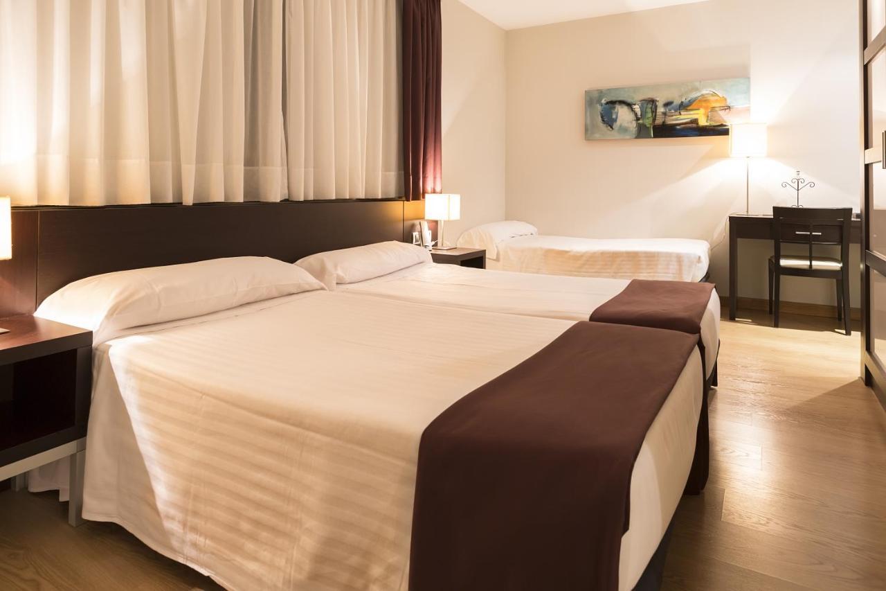אירורצון Hotel Plazaola מראה חיצוני תמונה