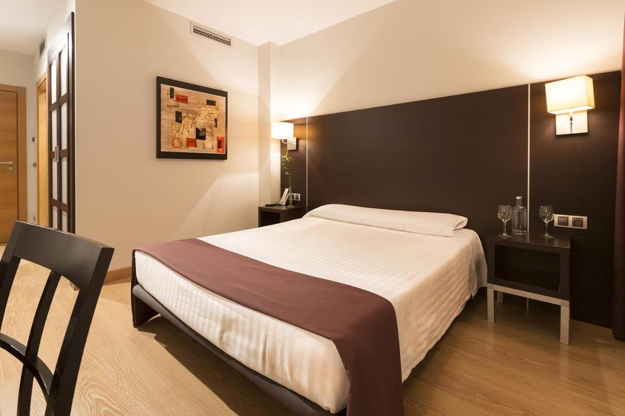אירורצון Hotel Plazaola מראה חיצוני תמונה