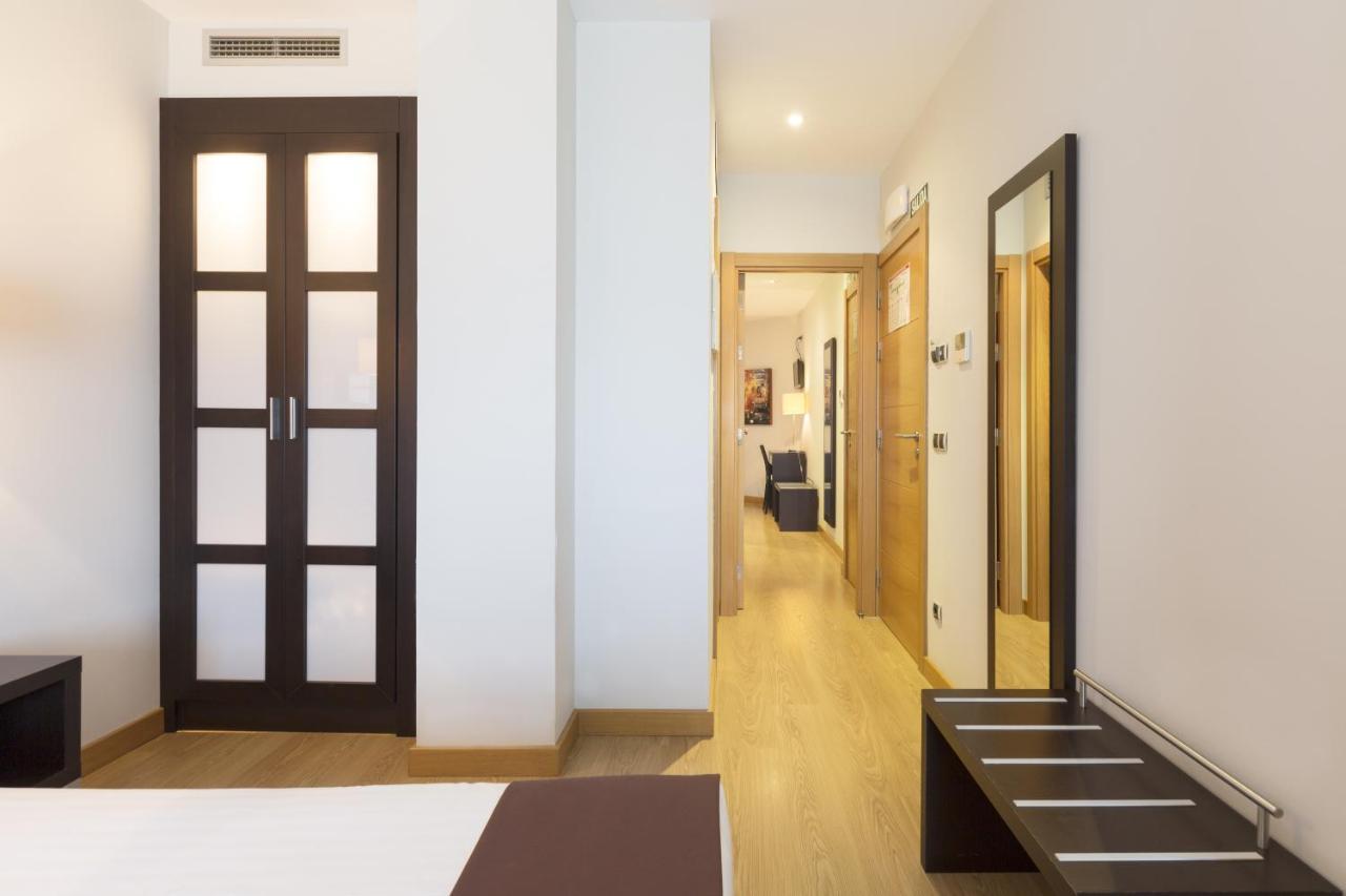 אירורצון Hotel Plazaola מראה חיצוני תמונה