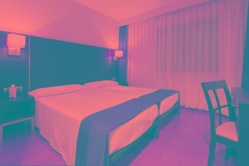 אירורצון Hotel Plazaola מראה חיצוני תמונה