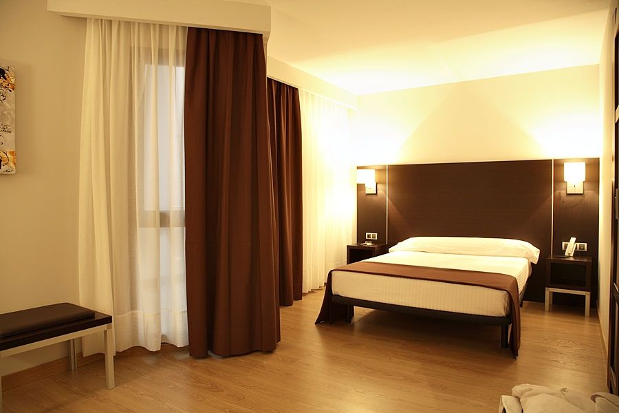 אירורצון Hotel Plazaola מראה חיצוני תמונה